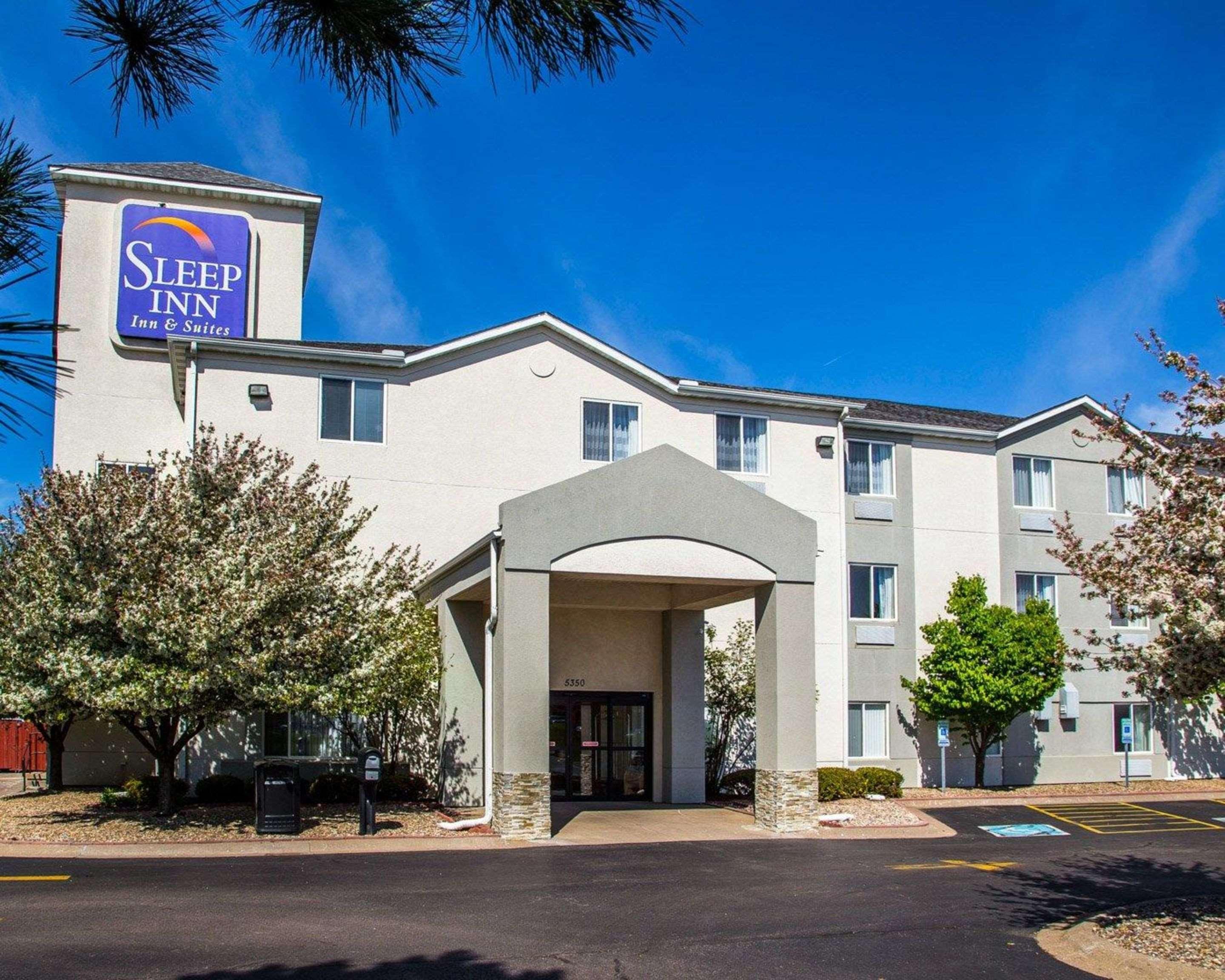 Sleep Inn & Suites Davenport - Quad Cities Exterior photo